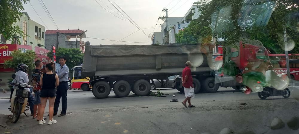 Vụ tai nạn khiến người đi xe máy tử vong tại chỗ