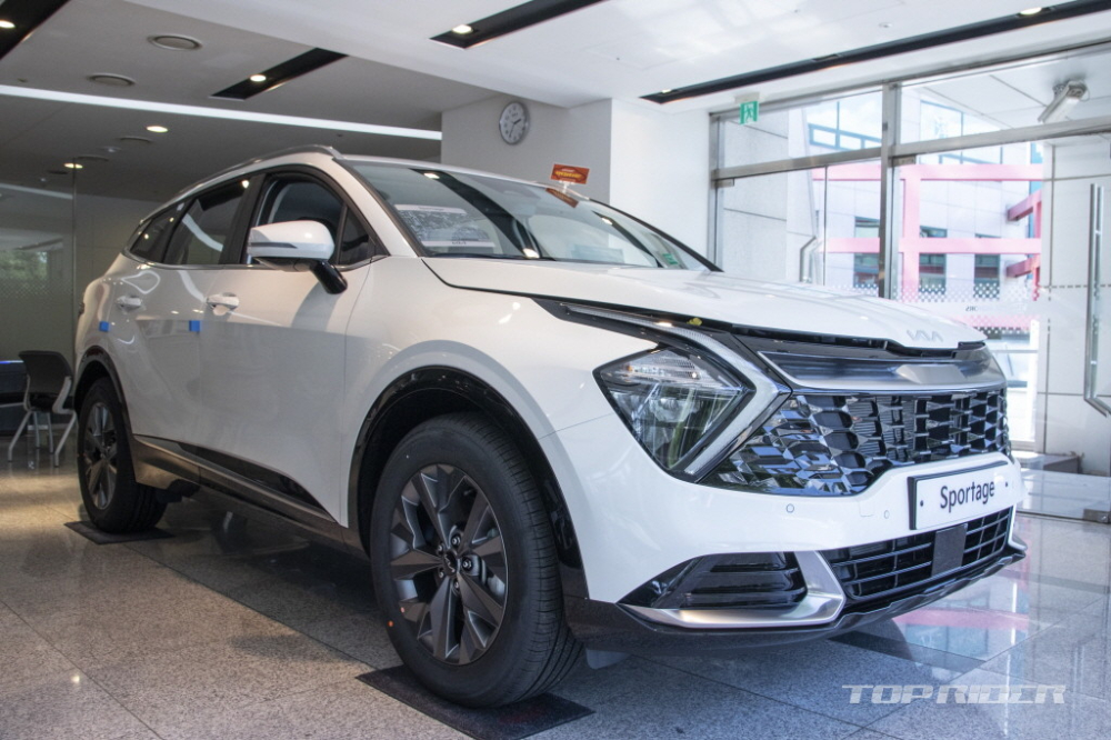 Thiết kế đầu xe của Kia Sportage 2022