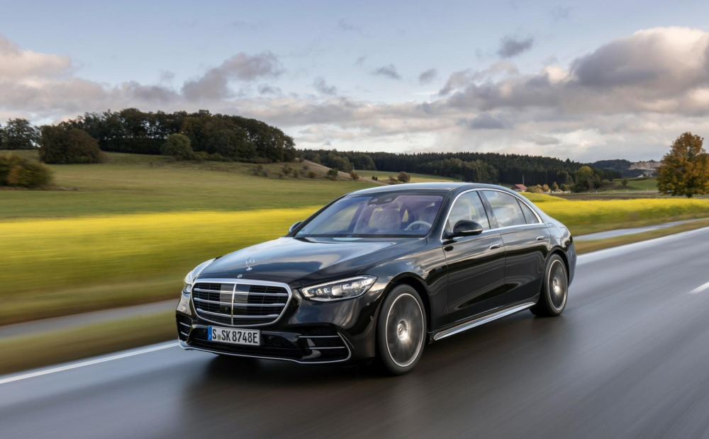 Mercedes-Benz S-Class 2021 được bổ sung phi&ecirc;n bản S580e tiết kiệm xăng hơn