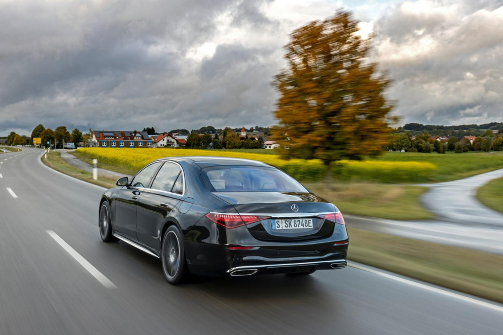 Mercedes-Benz S580e 2021 hiện đ&atilde; được b&aacute;n tại thị trường ch&acirc;u &Acirc;u