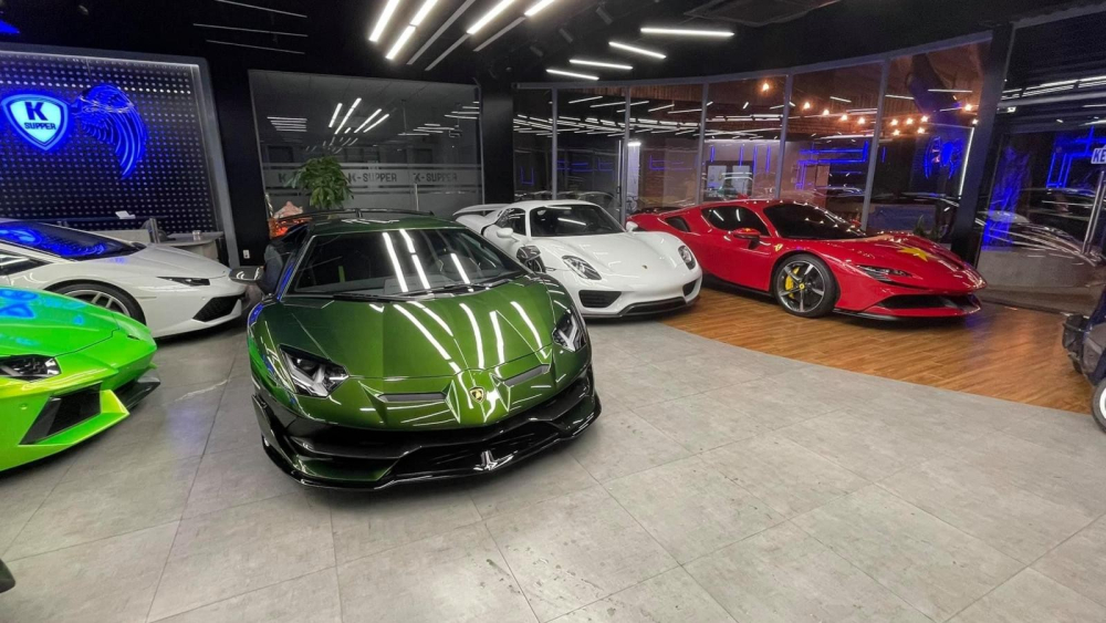 Đây là chiếc siêu xe Lamborghini Aventador SVJ màu độc tại Việt Nam và Đông Nam Á Đây là chiếc siêu xe Lamborghini Aventador SVJ màu độc tại Việt Nam và Đông Nam Á