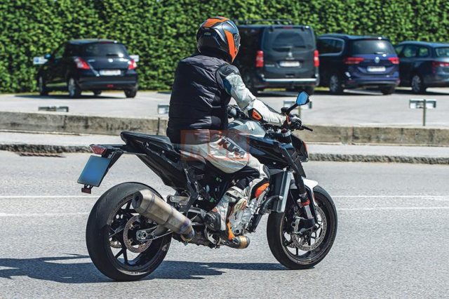 KTM Duke 990 được dự đoán sở hữu nhiều nâng cấp đáng tiền