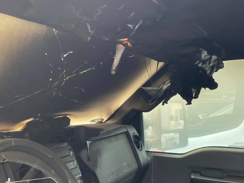 Nội thất của chiếc Ford Super Duty bị cháy sém