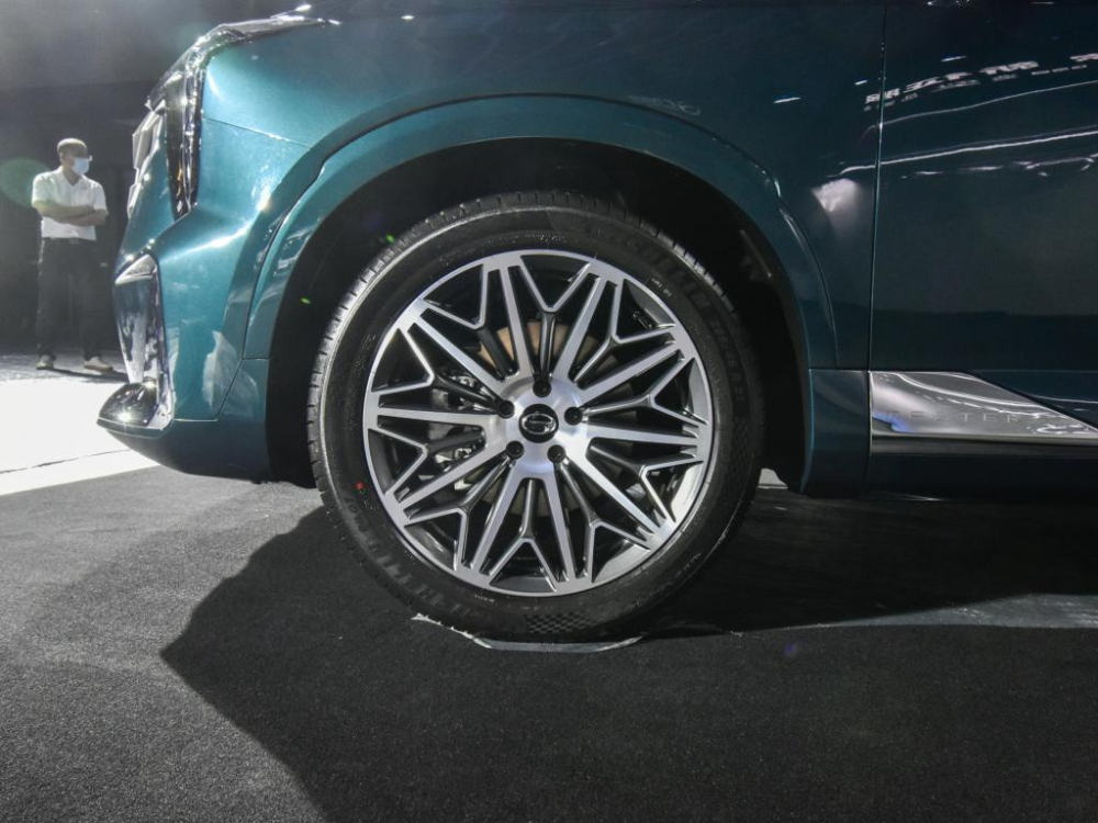 Bộ v&agrave;nh 21 inch của GAC Trumpchi GS8 2022