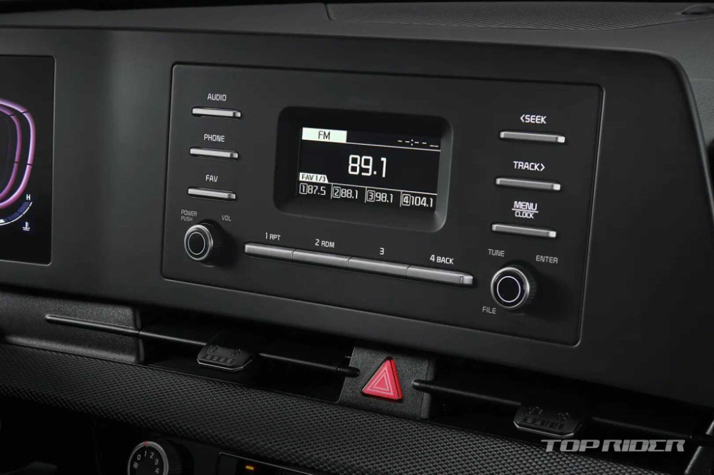 Cụm giải trí tích hợp hệ thống Audio của Kia Sportage 2022 bản Trendy tại Hàn Quốc