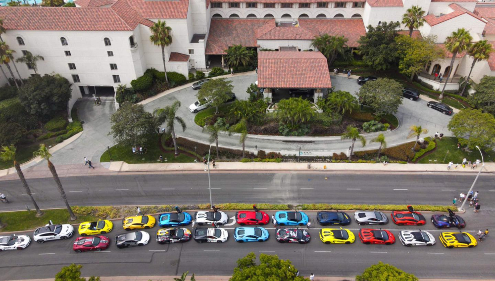 Đa số xe tham dự thuộc thương hiệu Lamborghini, ngo&agrave;i ra c&ograve;n c&oacute; Ferrari 458 Speciale v&agrave; McLaren 765LT