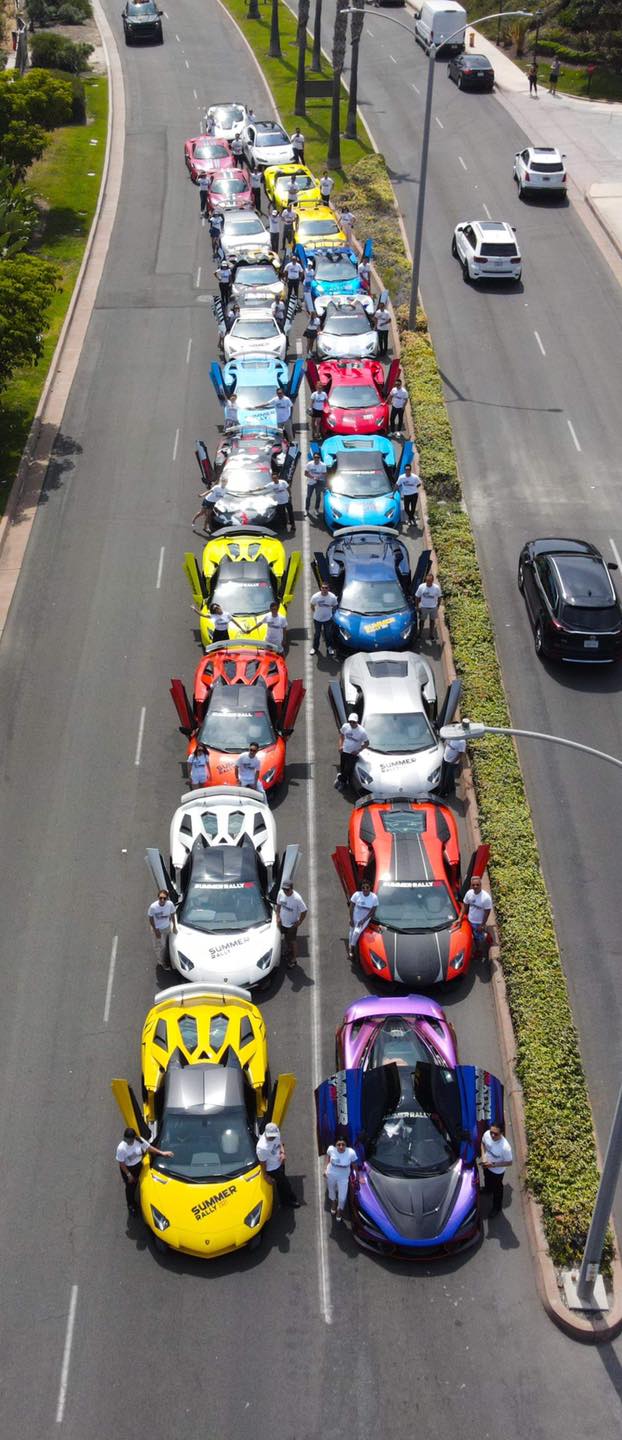 D&agrave;n si&ecirc;u xe của người Việt sinh sống tại Mỹ tham dự h&agrave;nh tr&igrave;nh xe Summer Rally