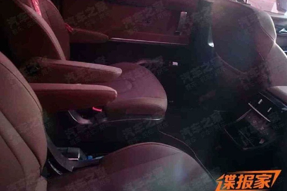 2 ghế thương gia của Hyundai Custo 2021 bản 6 chỗ
