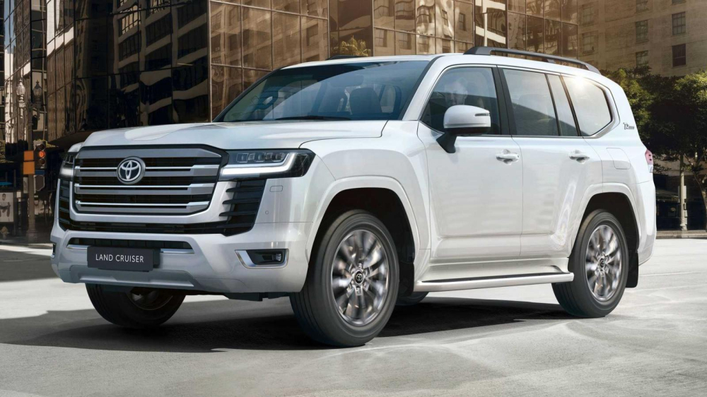 Thông tin hãng Toyota yêu cầu khách hàng mua Land Cruiser 2022 ký cam kết không bán lại xe đã khiến nhiều người chú ý