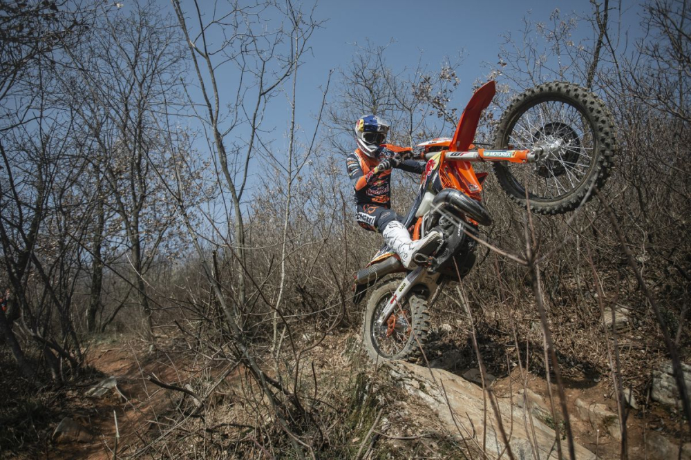 Giải đua xe c&agrave;o c&agrave;o&nbsp;Red Bull Romaniacs 2021 ch&iacute;nh thức khởi tranh