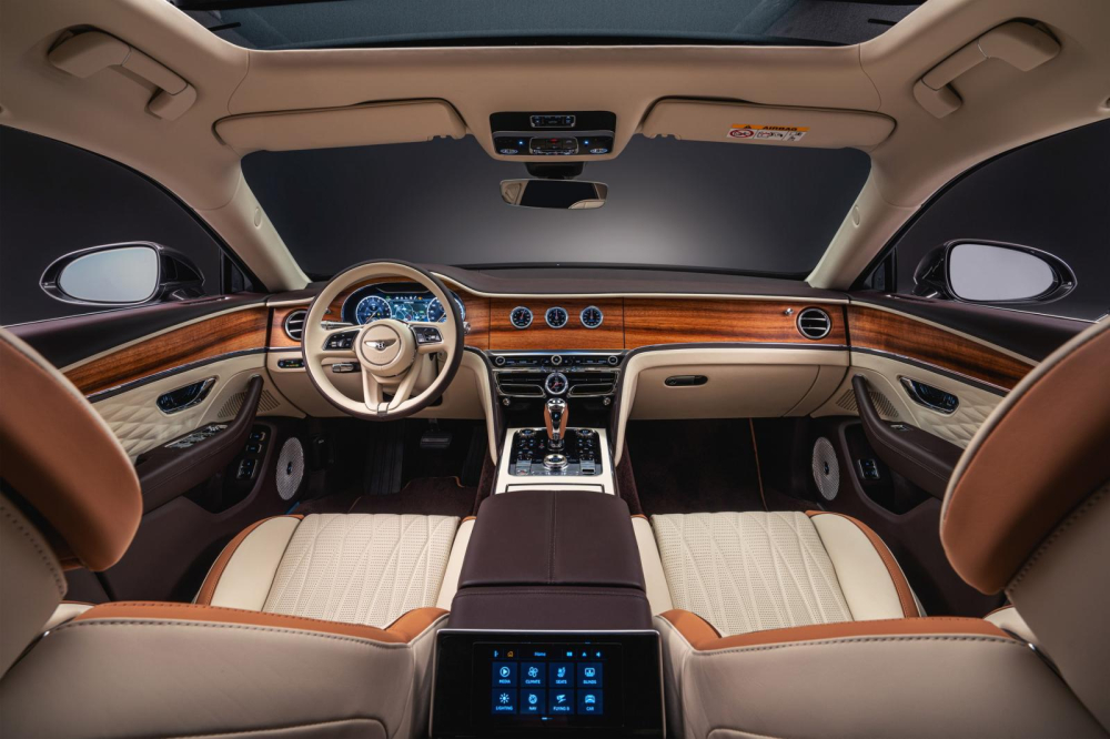 Nội thất sang trọng của Bentley Flying Spur Hybrid Odyssean Edition 2022