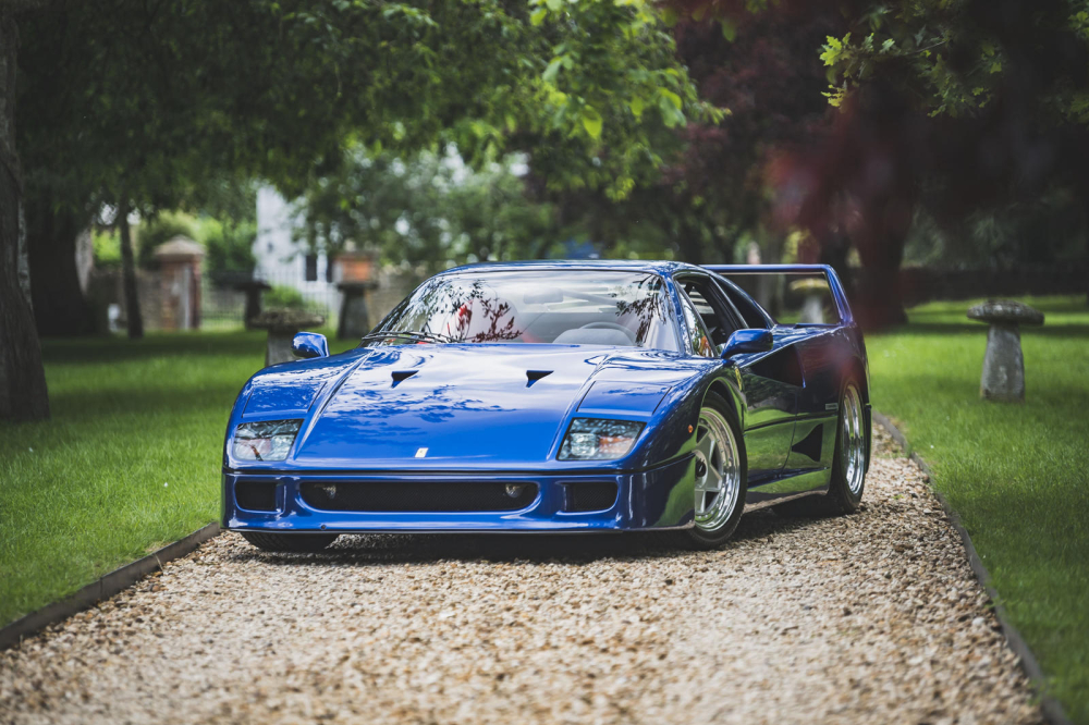 Chiếc Ferrari F40 từng lưu lạc ở Thụy Sỹ và Nhật Bản rồi mới đến Anh quốc Chiếc Ferrari F40 từng lưu lạc ở Thụy Sỹ và Nhật Bản rồi mới đến Anh quốc
