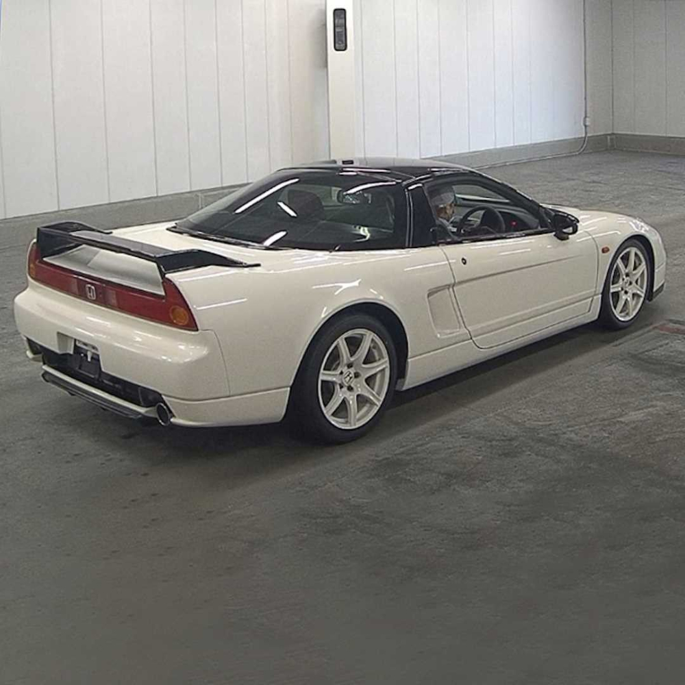 Honda NSX Type R đời cũ có nhiều bộ phận bằng sợi carbon Honda NSX Type R đời cũ có nhiều bộ phận bằng sợi carbon