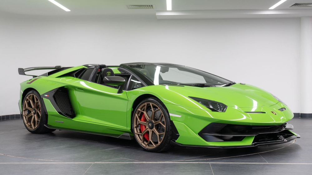 Chiếc xe Lamborghini Aventador SVJ Roadster của đại lý Tom Hartley đang rao bán với giá 419.950 Bảng Anh Chiếc xe Lamborghini Aventador SVJ Roadster của đại lý Tom Hartley đang rao bán với giá 419.950 Bảng Anh