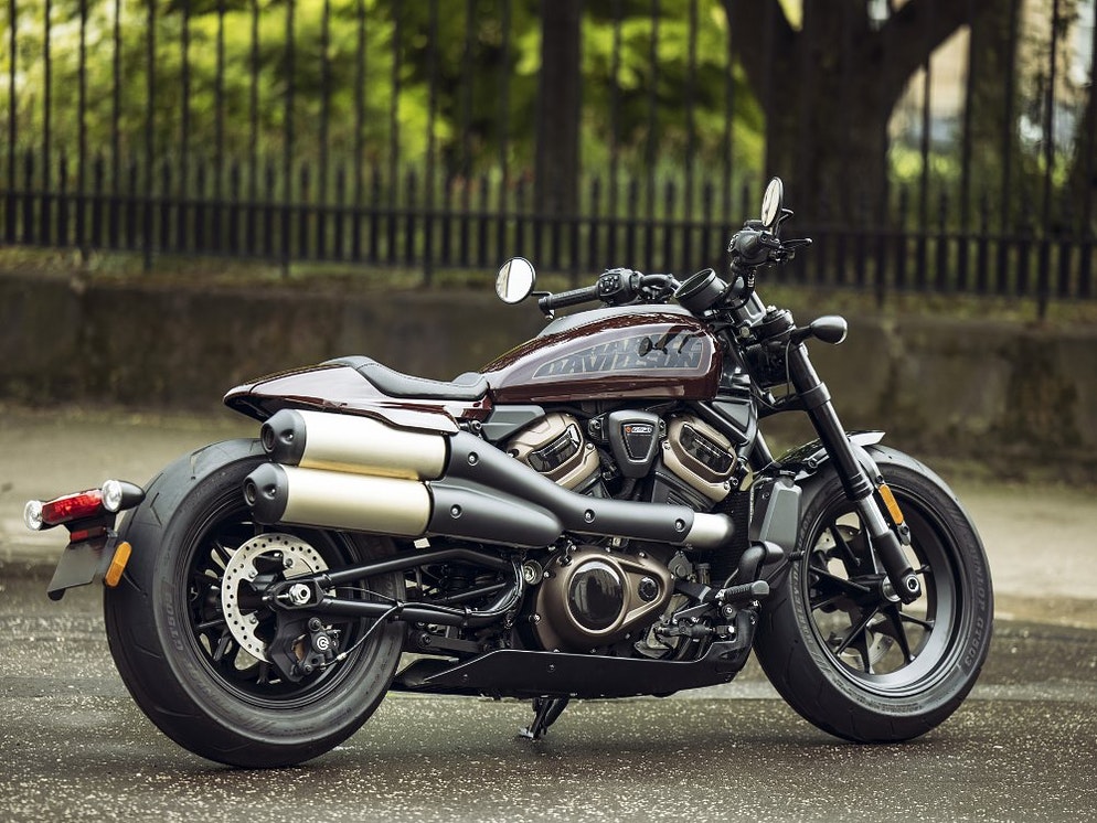 Harley-Davidson Sportster S 2021 sở hữu kiểu dáng đồ sộ và cơ bắp Harley-Davidson Sportster S 2021 sở hữu kiểu dáng đồ sộ và cơ bắp