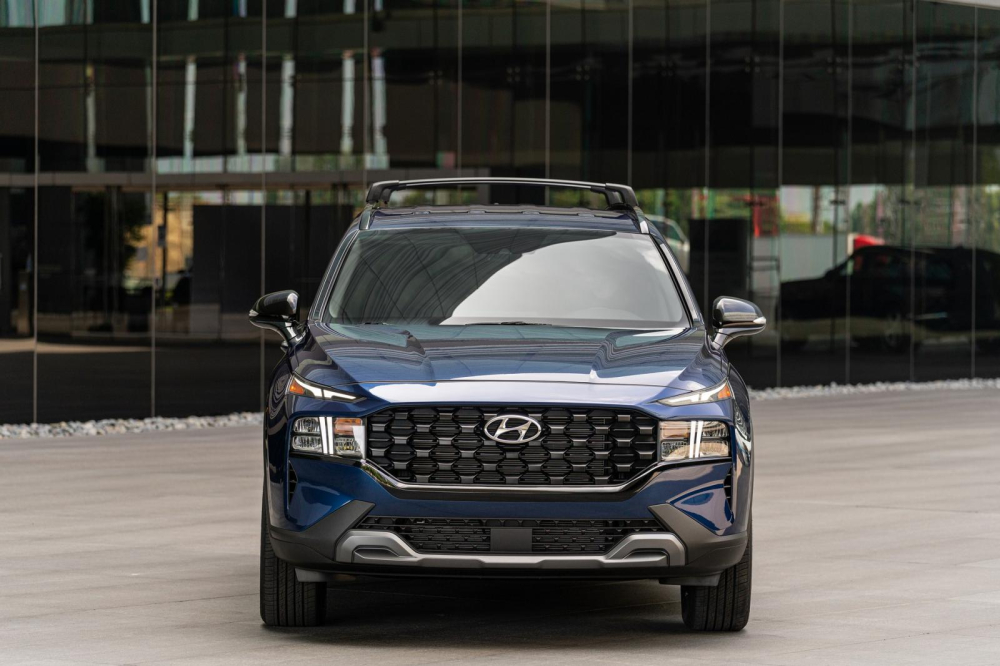 Hyundai Santa Fe XRT 2022 dùng động cơ xăng 2.5L