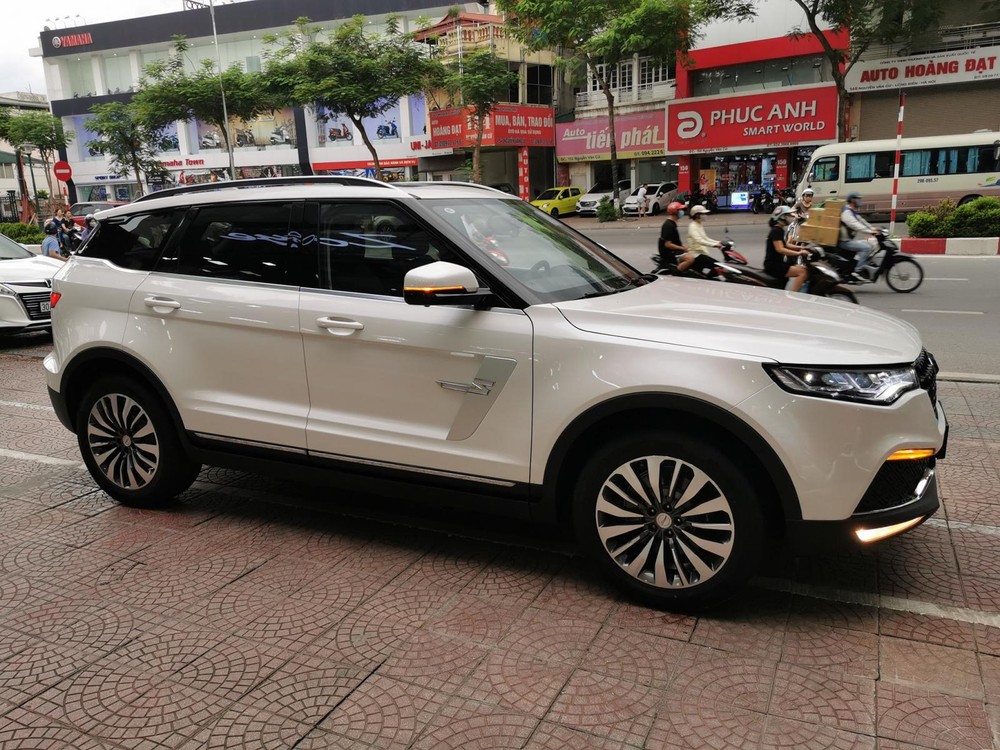 Thiết kế ngoại thất bắt mắt của Zoyte Z8 thu h&uacute;t người nh&igrave;n
