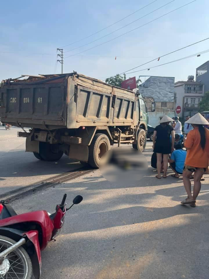 Hiện trường vụ tai nạn nghi&ecirc;m trọng tại Vĩnh Ph&uacute;c