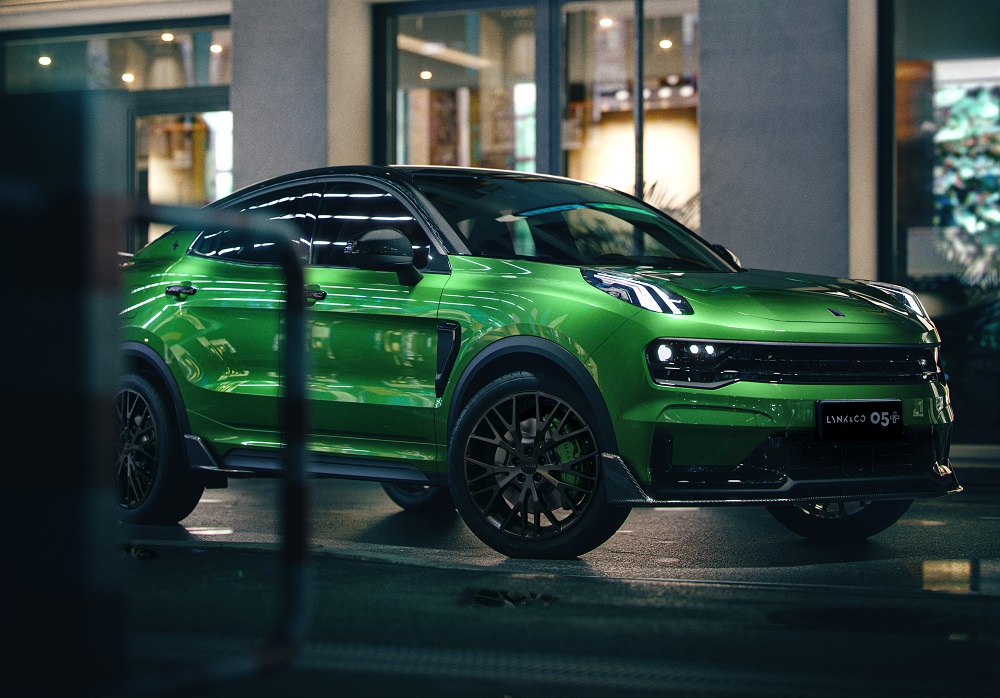 Lynk & Co 05+ dùng động cơ phát triển từ máy của Volvo