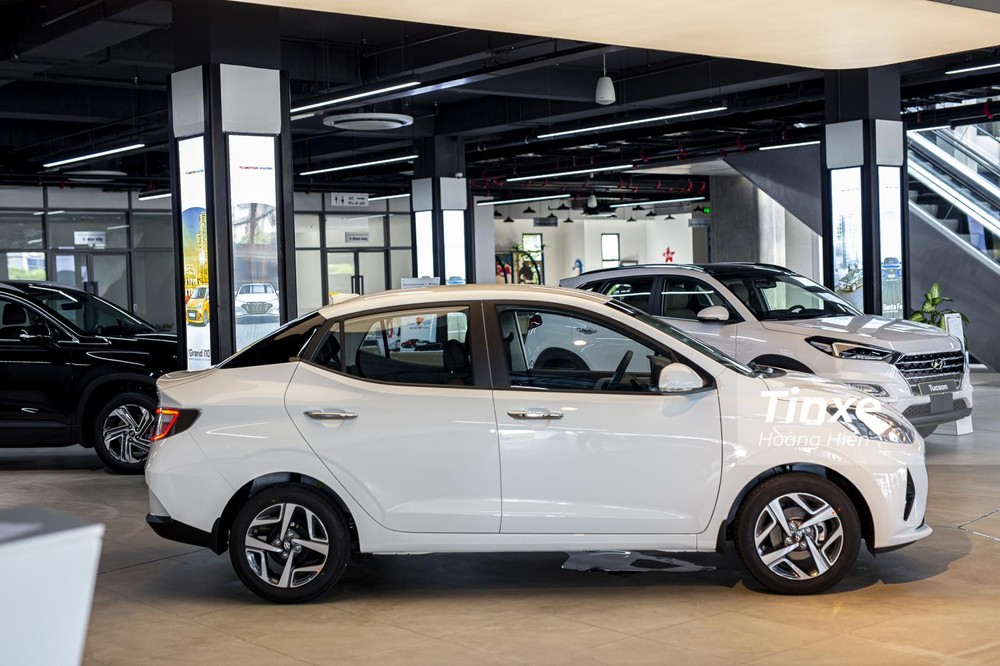 Giá lăn bánh Hyundai Grand i10