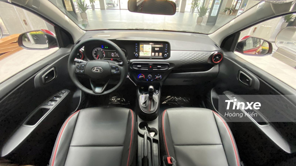 Nội thất bên trong Hyundai Grand i10 2021.