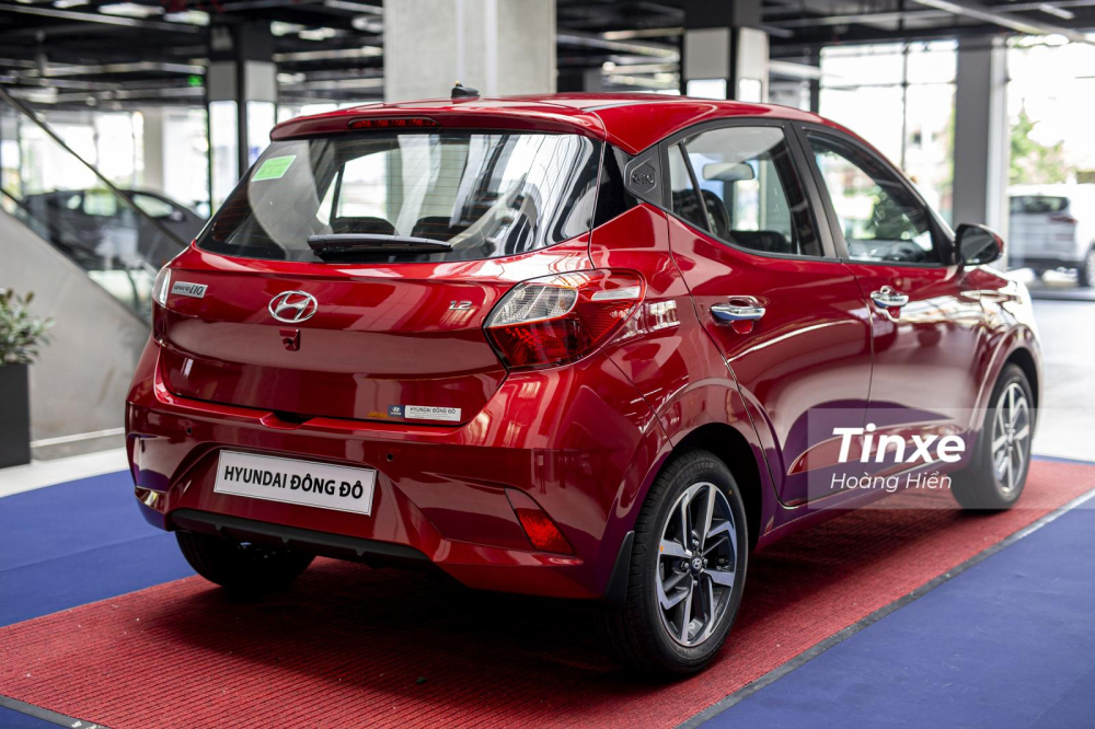 Phần đuôi xe được tái thiết kế lại