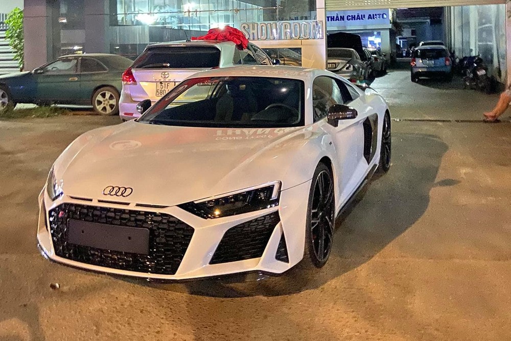 Audi R8 đời mới đầu ti&ecirc;n về nước thuộc bản Performance 2021