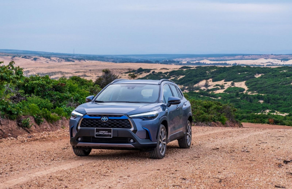 Được nhập khẩu nguyên chiếc từ Thái Lan, Toyota Corolla Cross vẫn thường xuyên nằm trong tình trạng khan hàng.
