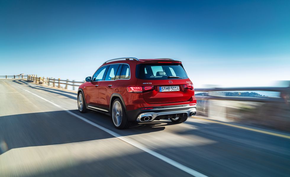 Giá xe Mercedes-AMG GLB 35 4MATIC