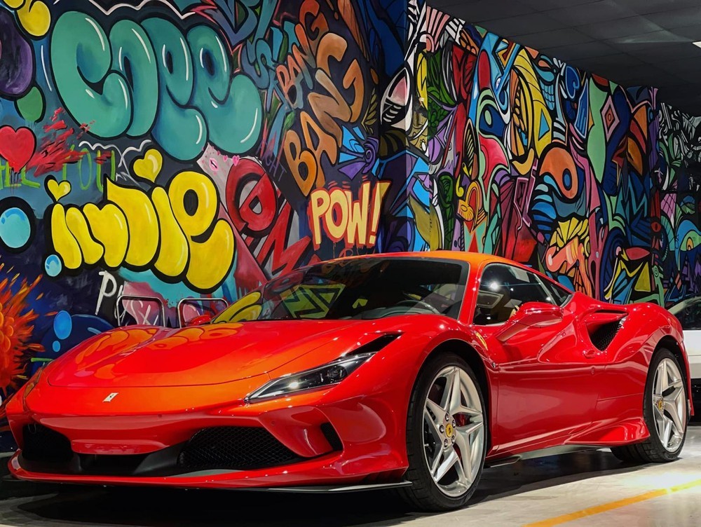 Ngoại h&igrave;nh si&ecirc;u xe Ferrari F8 Tributo thứ 3 l&uacute;c mới về nước