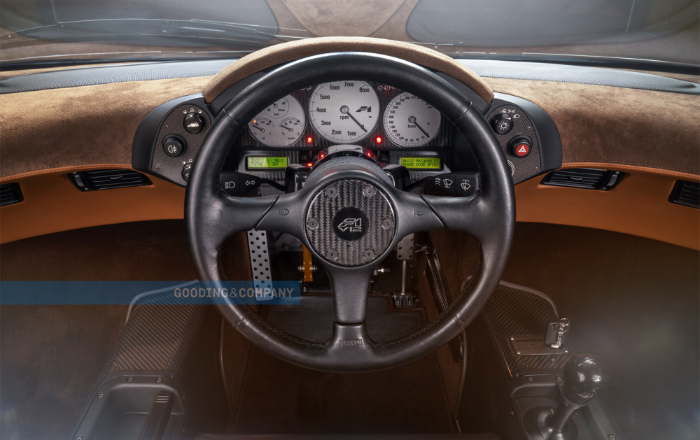 Hệ thống lái của chiếc McLaren F1 1995 trị giá 20,465 triệu USD Hệ thống lái của chiếc McLaren F1 1995 trị giá 20,465 triệu USD