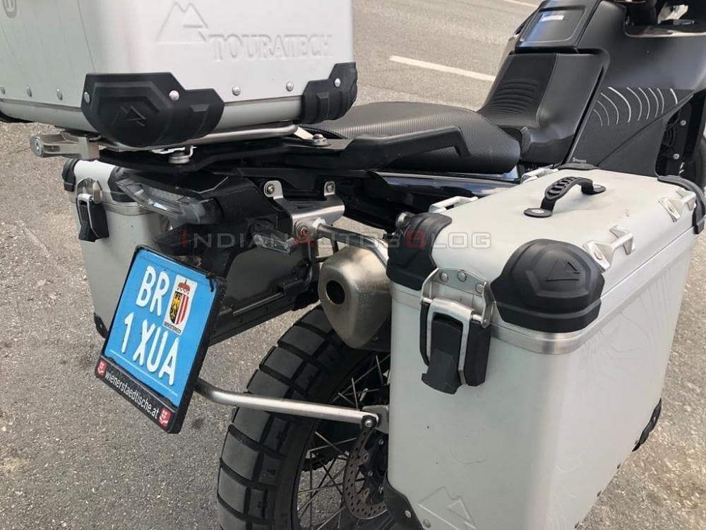 Thiết kế dàn đuôi thực tế của Husqvarna Norden 901