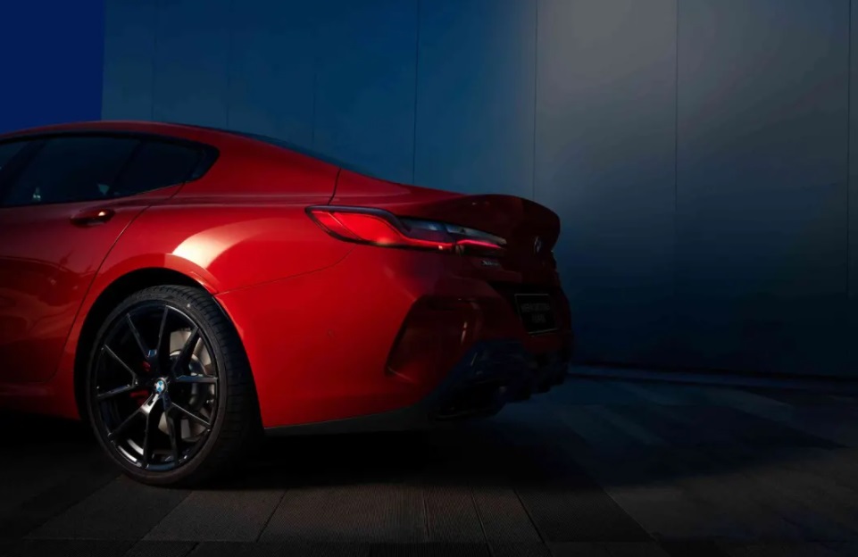 BMW 8-Series Flame Collectors Edition được trang bị bộ v&agrave;nh 20 inch ri&ecirc;ng