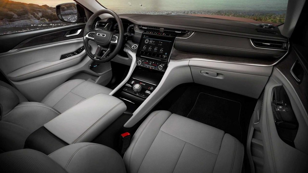 Thiết kế nội thất của Jeep Grand Cherokee L 2021