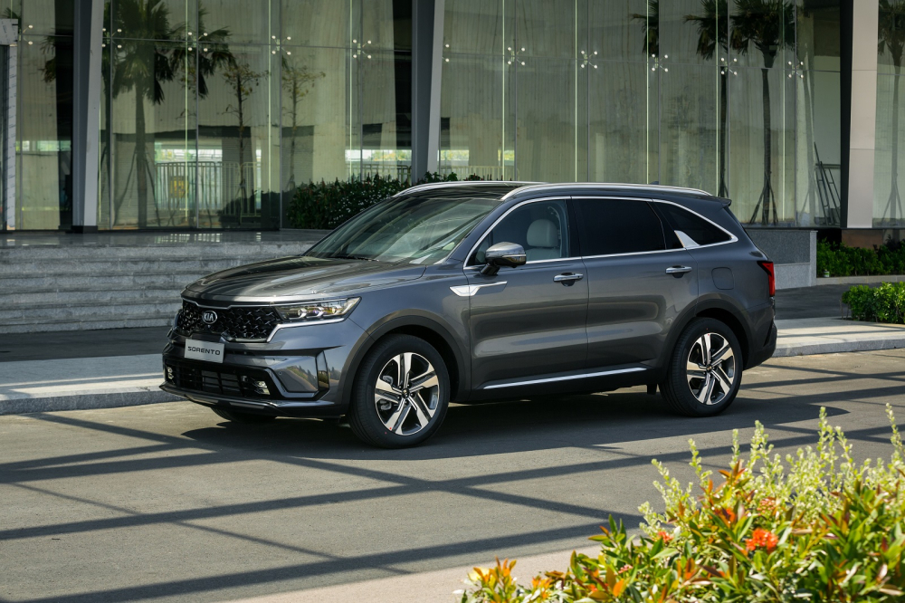 Từng tạo được sức hút khi mới ra mắt, doanh số của Kia Sorento liên tục giảm trong vài tháng gần đây.