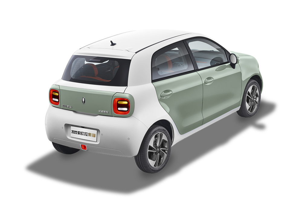 ORA Black Cat 2022 nhìn đằng sau lại giống với Smart ForFour