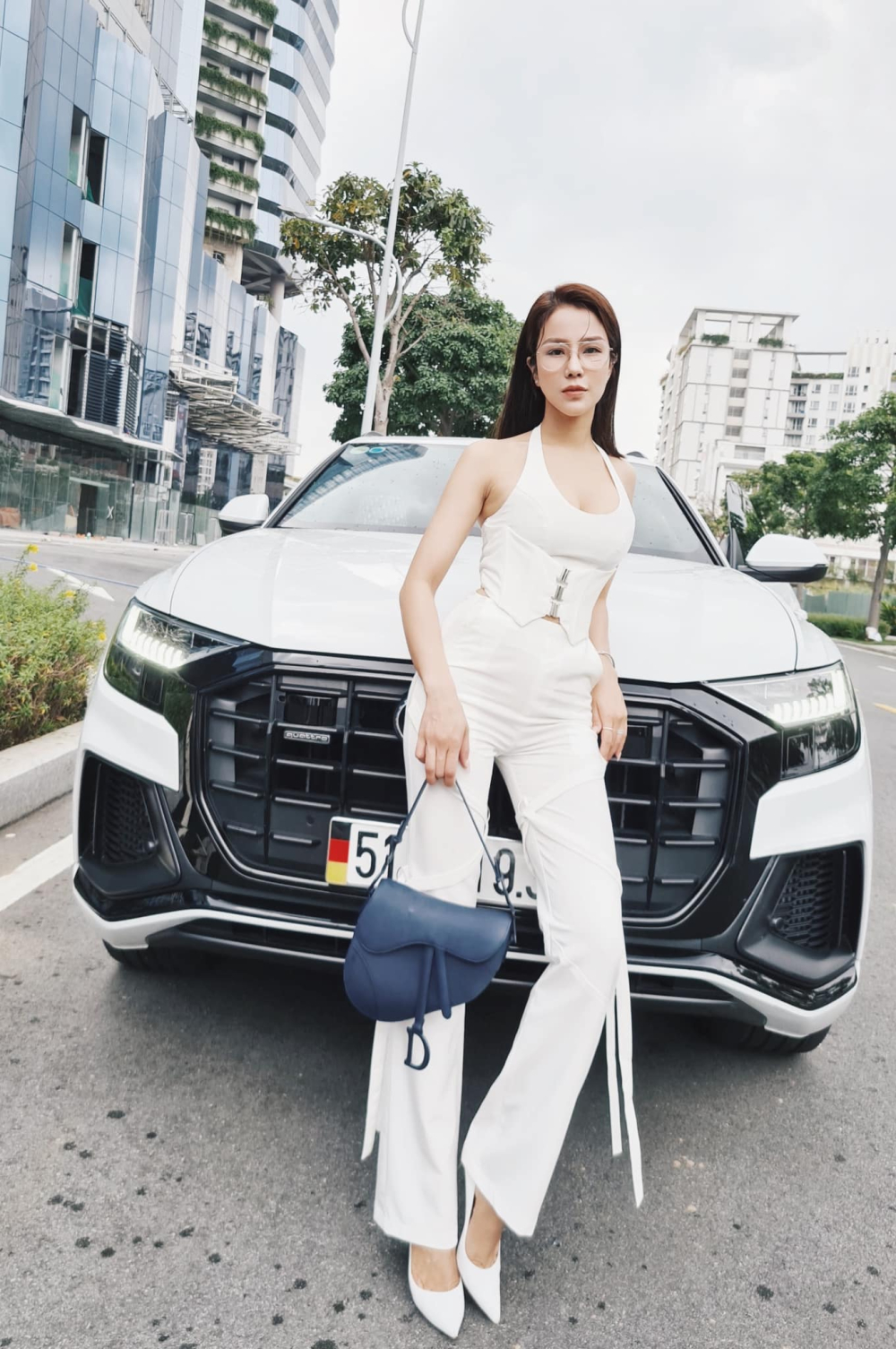 Trước đó Diệp Lâm Anh cùng chồng đã sở hữu Audi Q8
