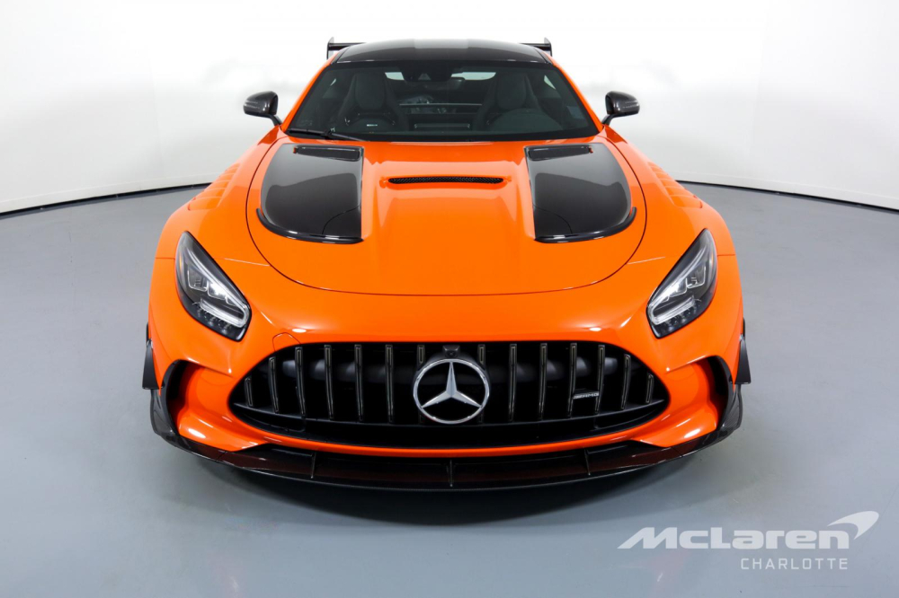 Siêu xe Mercedes-AMG GT Black Series của đại lý McLaren Charlotte đang tìm khách hàng chịu chơi