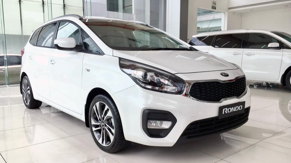 Kia Rondo.