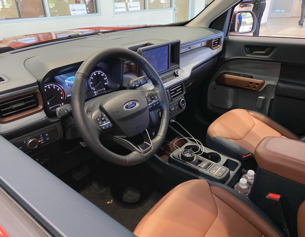 Nội thất của Ford Maverick 2022 bản cao cấp