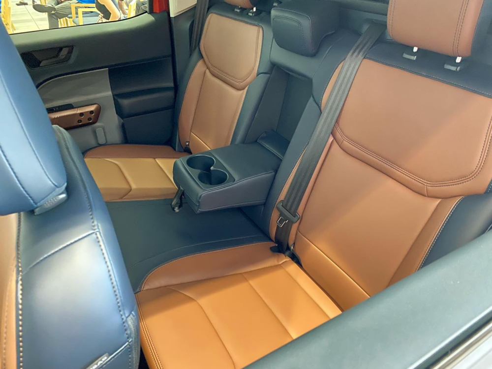 H&agrave;ng ghế sau của Ford Maverick 2022