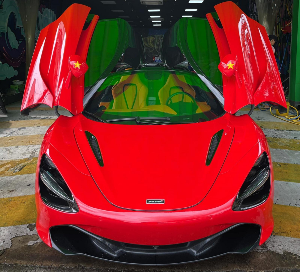 Si&ecirc;u xe McLaren 720S đ&atilde; c&oacute; mặt trong S&agrave;i th&agrave;nh sau 1 th&aacute;ng lộ ảnh được vận chuyển ra H&agrave; Nội