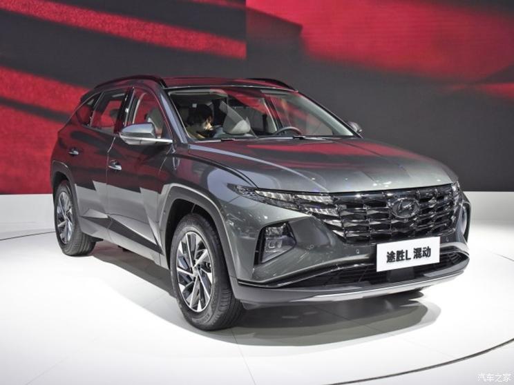 Hyundai Tucson L Hybrid 2022 ra mắt trong triển lãm Ô tô Thành Đô 2021