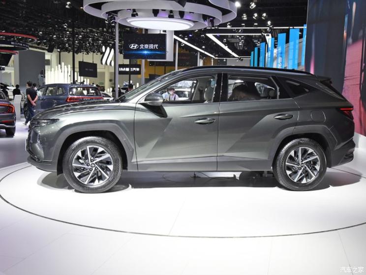 Hyundai Tucson L Hybrid 2022 tại Trung Quốc có kích thước khá lớn
