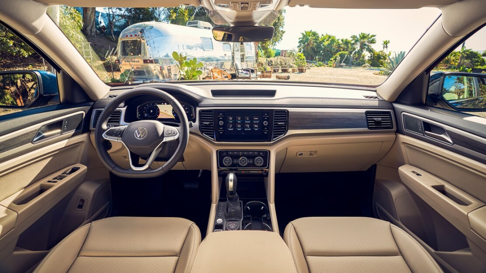 Tổng thể nội thất của Volkswagen Teramont.