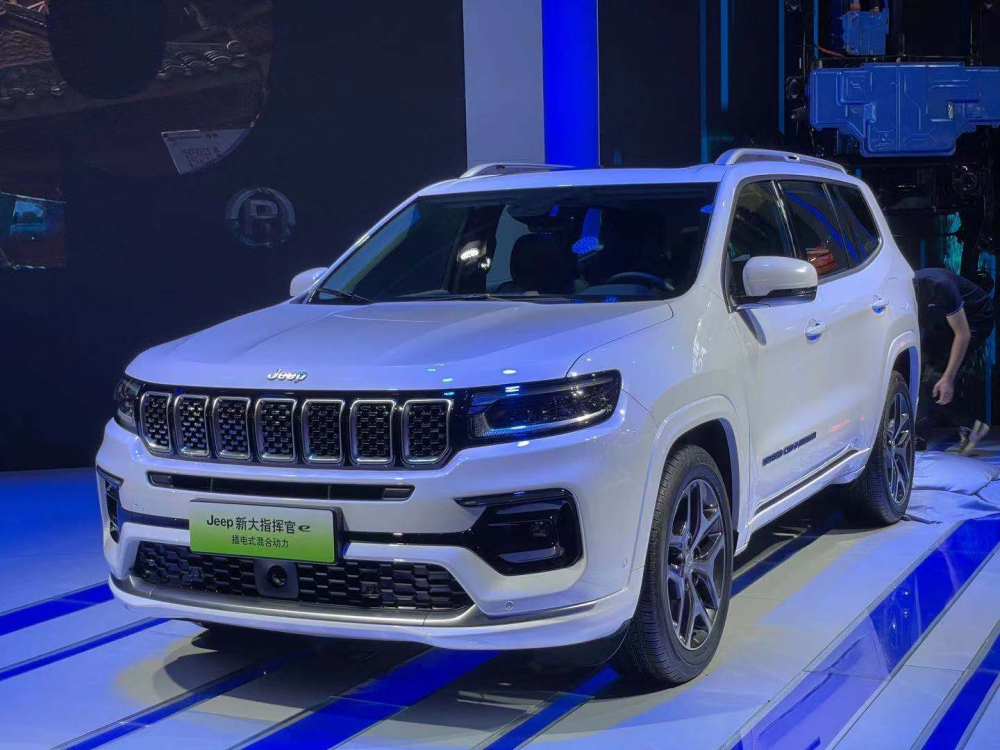 Phi&ecirc;n bản PHEV mới của Jeep Grand Commander 2022
