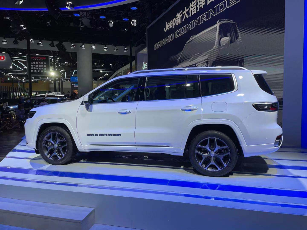 Jeep Grand Commander 2022 tăng k&iacute;ch thước so với phi&ecirc;n bản cũ