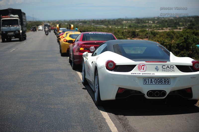 Ferrari 458 Italia màu trắng Ferrari 458 Italia màu trắng