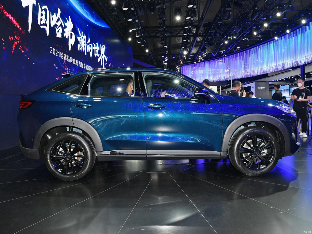 Phía bên sườn của Haval H6S