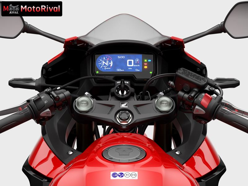 Honda CBR500R 2022 chưa được trang bị m&agrave;n h&igrave;nh m&agrave;u TFT